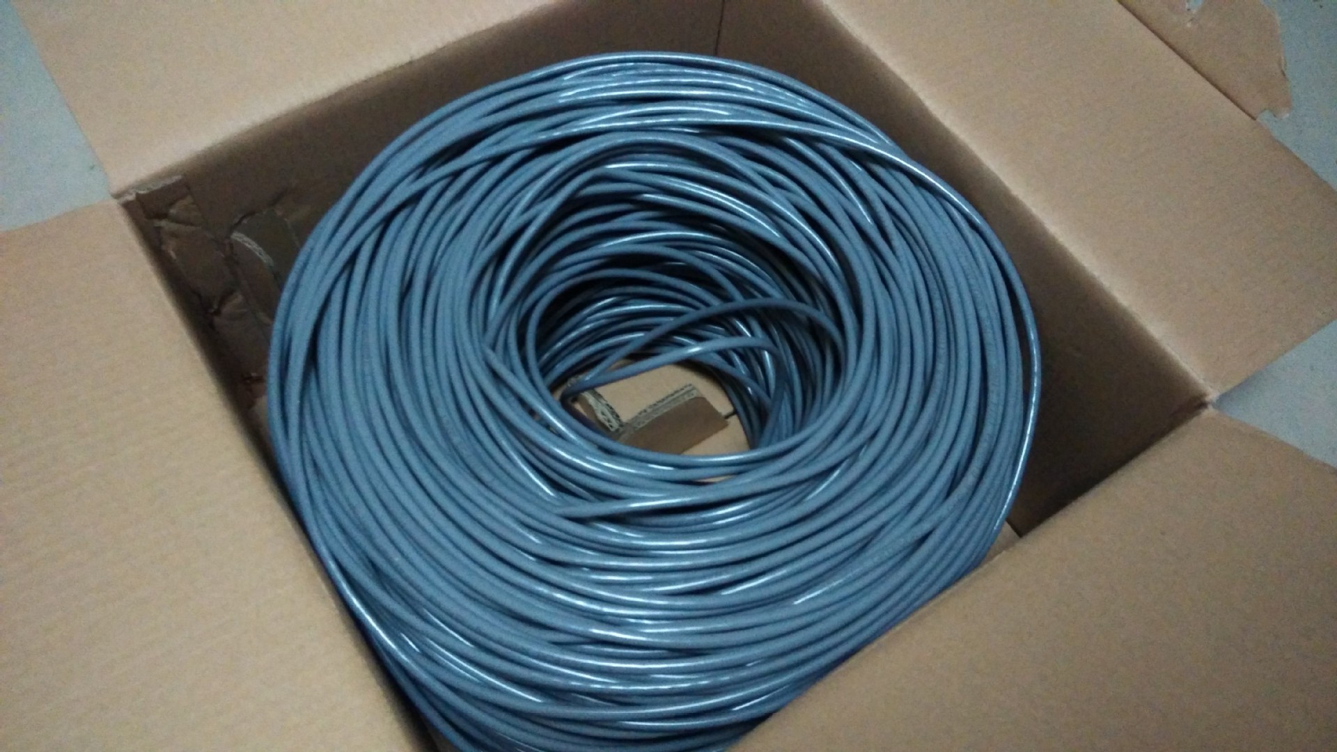 安普连信超五类CAT5e CCA网线 厂家直供，批发优选